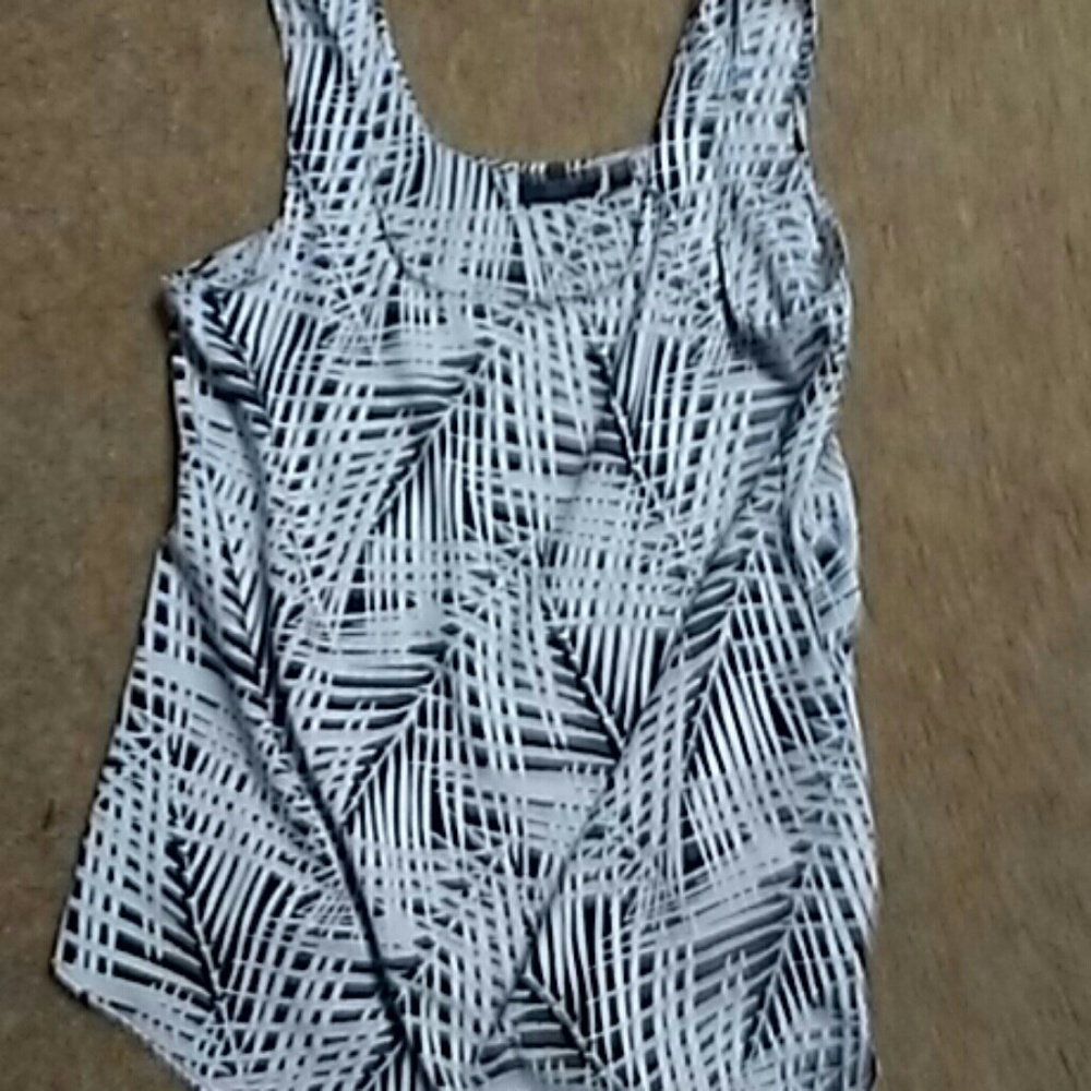 Sleeveless blouse